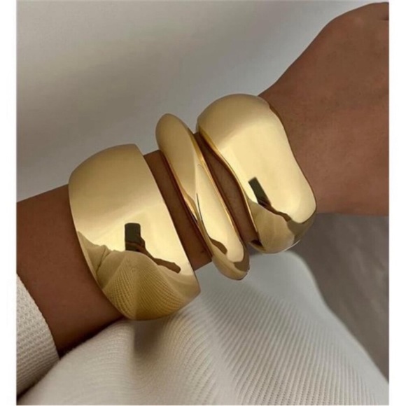 Fine Jewelers Jewelry - Chunky Gold Bangle Set | Wide 14K Plated Stackable Bracelets.